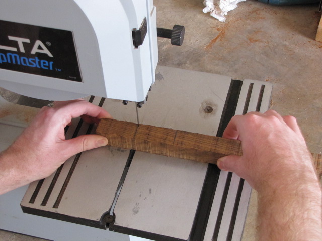 cutting pen blanks using a bandsaw